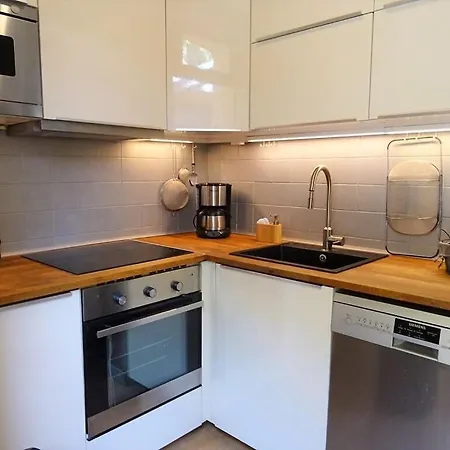 With 3 Bedrooms Hautot-sur-Mer